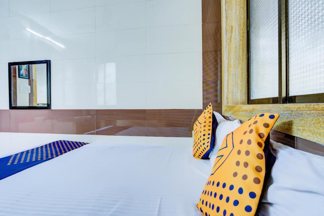 كولاد Spot On 63917 Hotel Dolphin Garden المظهر الخارجي الصورة
